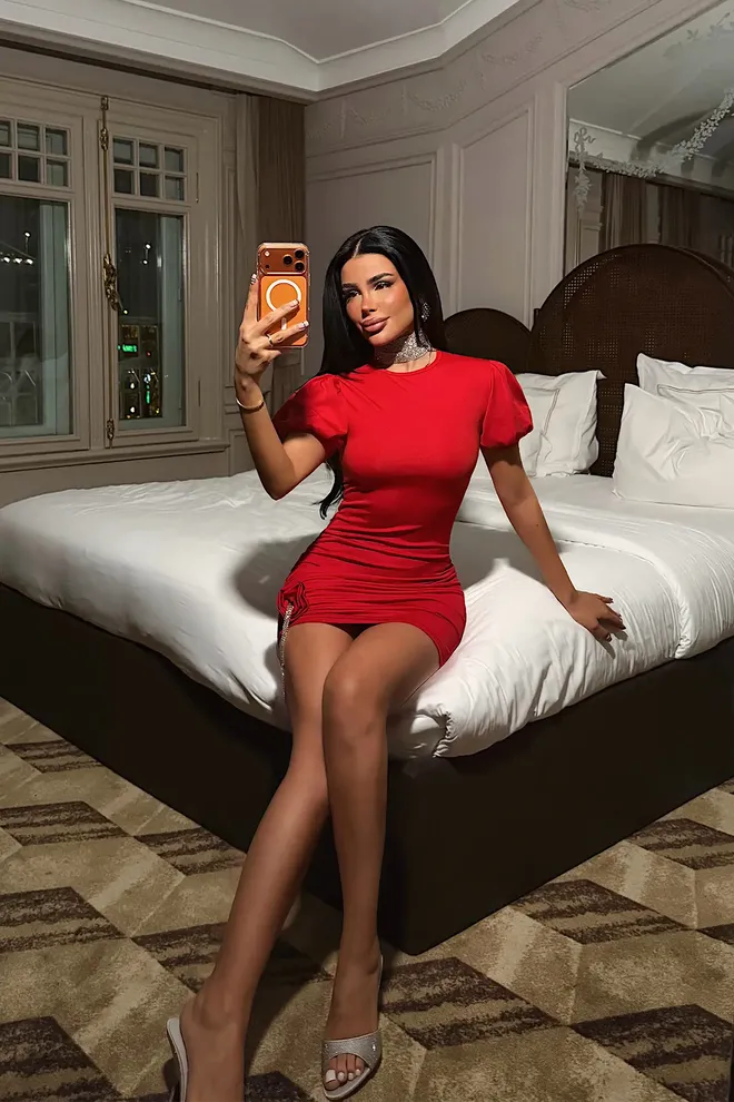 EYYO ATELIER Red Sexy Glam Bodycon Mini Dress With Puff Sleeves Wholesale Clothing 1