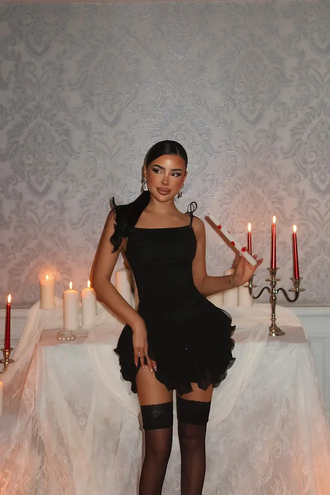 EYYO ATELIER Czarna Seksowna Elegancka Glam Formalna Sukienka Dopasowana I Rozkloszowana Hurtowa sprzedaż odzieży 1