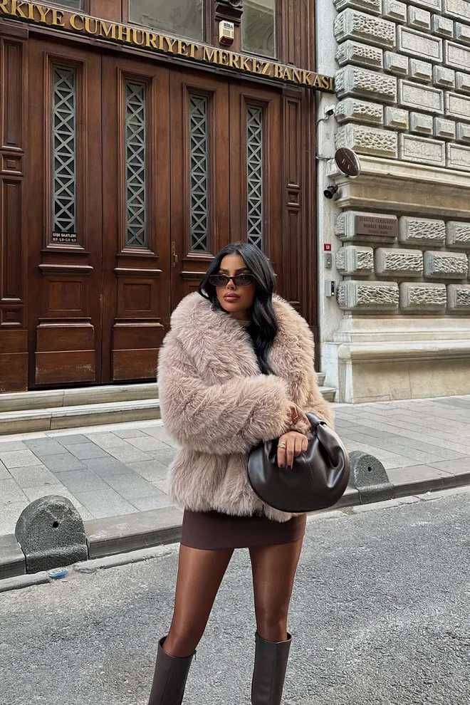 EYYO ATELIER Powder Short Fur Wholesale Clothing 2