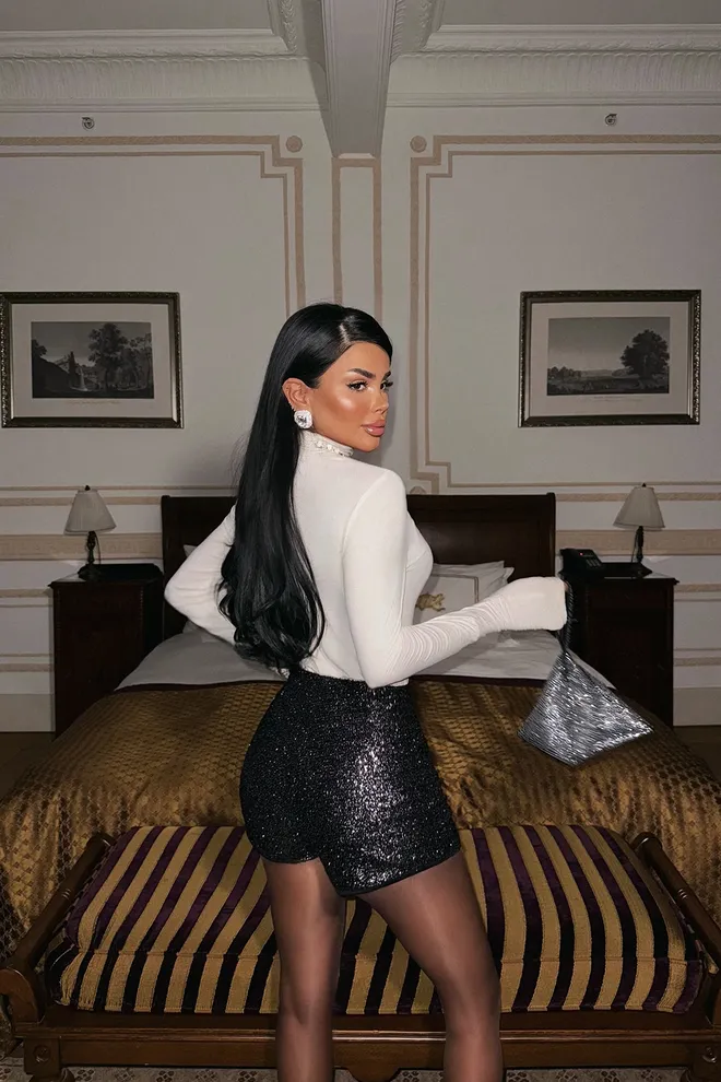 EYYO ATELIER Pantaloncini Grigi Con Dettagli In Paillettes Abbigliamento all'ingrosso Glamour