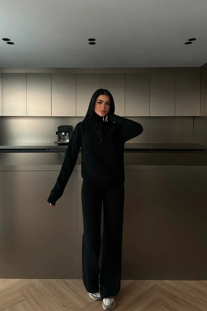 EYYO ATELIER Súprava Čierna Neformálny Športový Streetwear Veľkoobchod s oblečením Doma