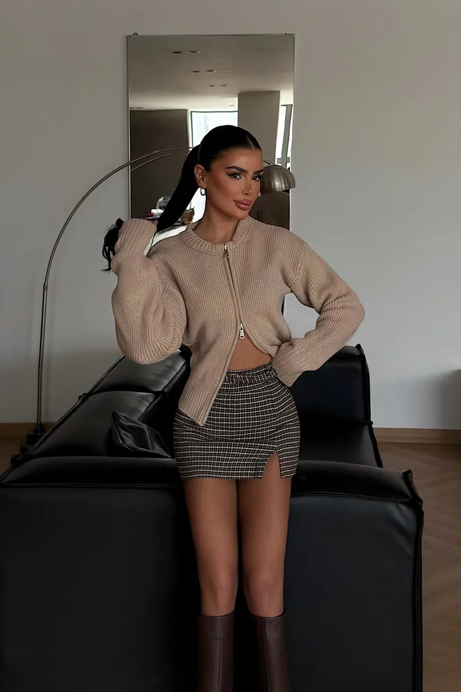 EYYO ATELIER Beige Cardigan Zip Up Slim Fit Round Neck Wholesale Clothing 1