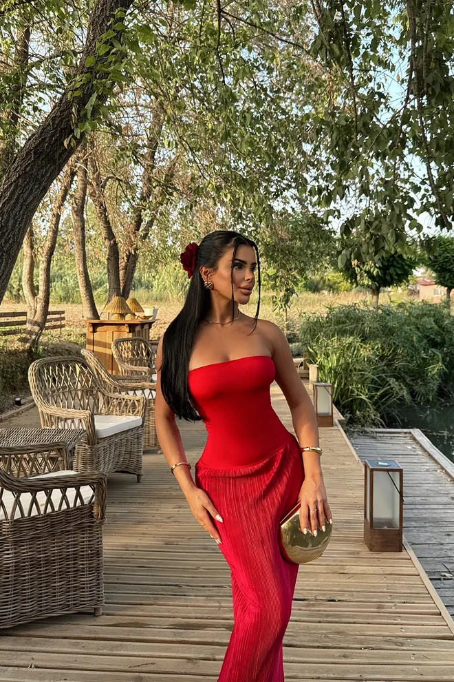 Ilia Red Maxi Dress Wholesale Clothing Spring