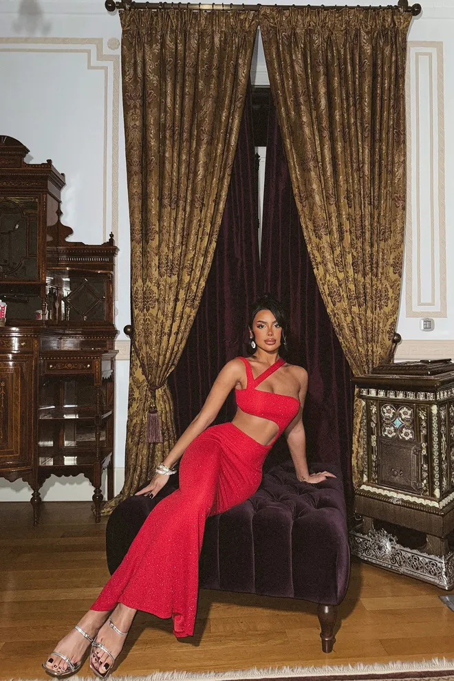 EYYO ATELIER Rotes Lurex Trägerkleid Großhandelskleidung Elegant