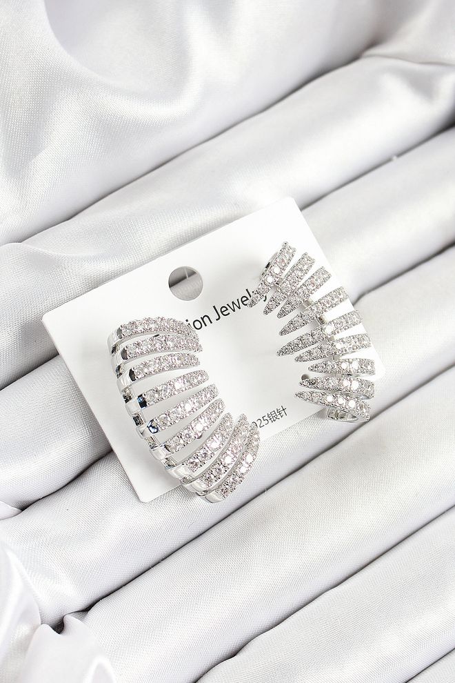 Ebijuteri “Multiple Look” Modelio Sidabro Spalvos Moteriški Auskarai Su Žalvario Cirkonio Akmeniu Didmeninė prekyba drabužiais 0