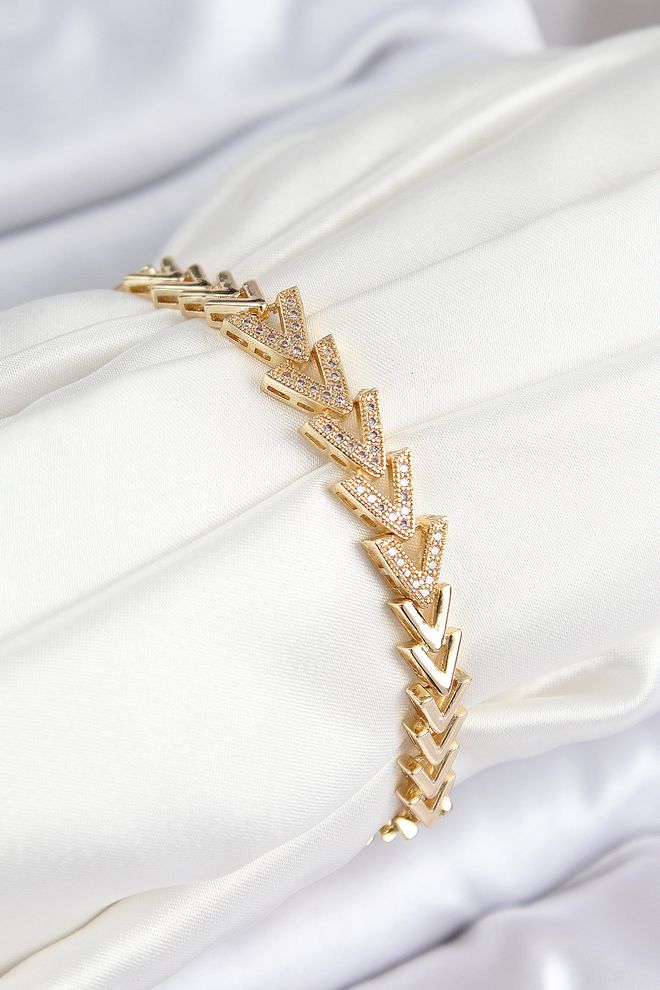 Ebijuteri Pulseira Feminina De Latão E Zircão Com Padrão De Seta Em Linha Cor Dourada Roupas por atacado 0