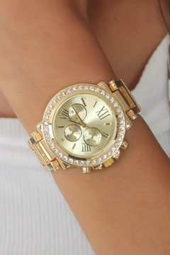 A wholesale clothing model wears 30382 - Watch - Gold, Turkish wholesale Watch of Ebijuteri