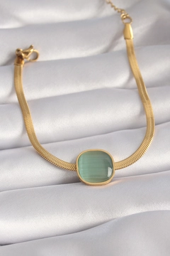 A wholesale clothing model wears ebj17075-316l-steel-gold-color-italian-chain-model-green-pearl-square-figure-women's-bracelet, Turkish wholesale Bracelet of Ebijuteri