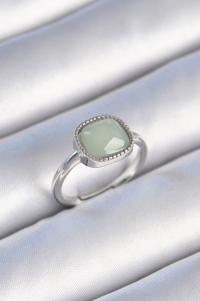 Ebijuteri Mosadz Strieborná Farba Zelený Štvorcový Smaltovaný Dámsky Prsteň Veľkoobchod s oblečením 0