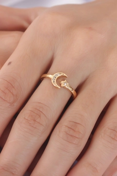 A wholesale clothing model wears 37159 - Ring - Gold, Turkish wholesale Ring of Ebijuteri