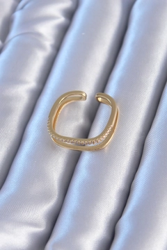 A wholesale clothing model wears ebj14258-elegant-model-gold-color-brass-women's-ring, Turkish wholesale Ring of Ebijuteri