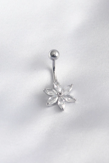 A wholesale clothing model wears  316L Surgical Steel Zircon Stone Flower Model Female Belly Piercing
, Turkish wholesale Piercing of Ebijuteri