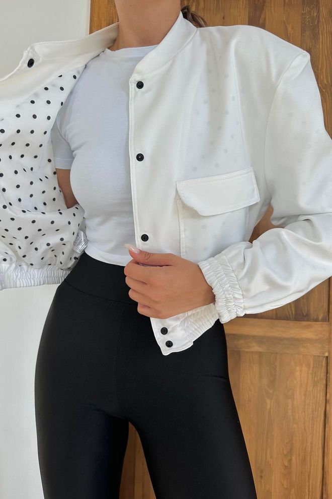 Elisa Giubbotto bomber con colletto da giudice Bianco Abbigliamento all'ingrosso Casuale