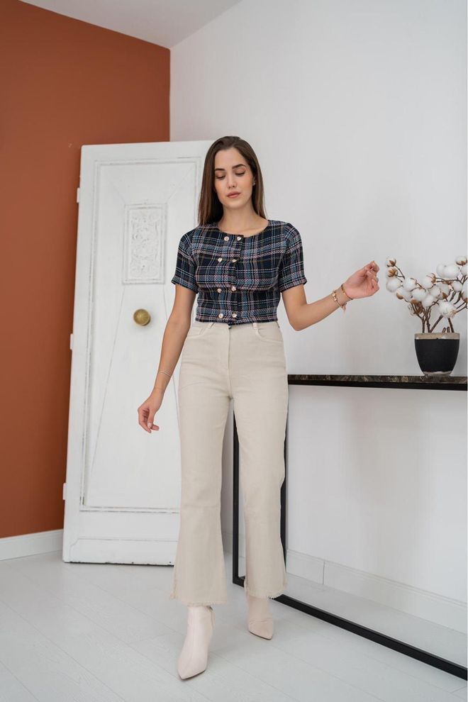 Elisa Camicetta Nera A Righe E Abbottonata Abbigliamento all'ingrosso Casuale