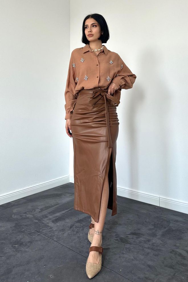 Elisa Gonna Con Spalline Arricciate Sul Davanti Marrone Abbigliamento all'ingrosso Elegante