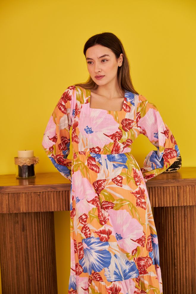 L&C Розова Рокля С Флорален Принт А силует Миди С Квадратно Деколте Дрехи на едро Без плат