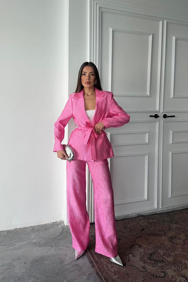 Elisa Toptan Pembe Beli Kuşaklı Ceket Ve Pantolon Parlak Takım Toptan Giyim Zarif