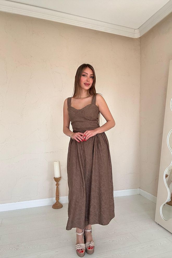 L&C Brązowa Sukienka Dopasowana I Rozkloszowana Z Kochanym Dekoltem Hurtowa sprzedaż odzieży Lato