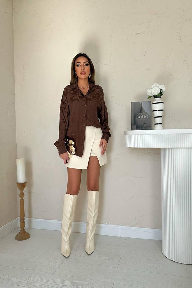 Elisa Chemise Brun Élégante Boutonnée Avec Encolure Échancrée Vêtements en gros Décontracté