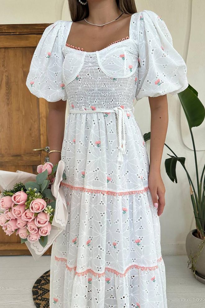 L&C فستان أبيض فِت آند فلير بأكمام منفوخة نصف كم ملابس بالجملة ربيع