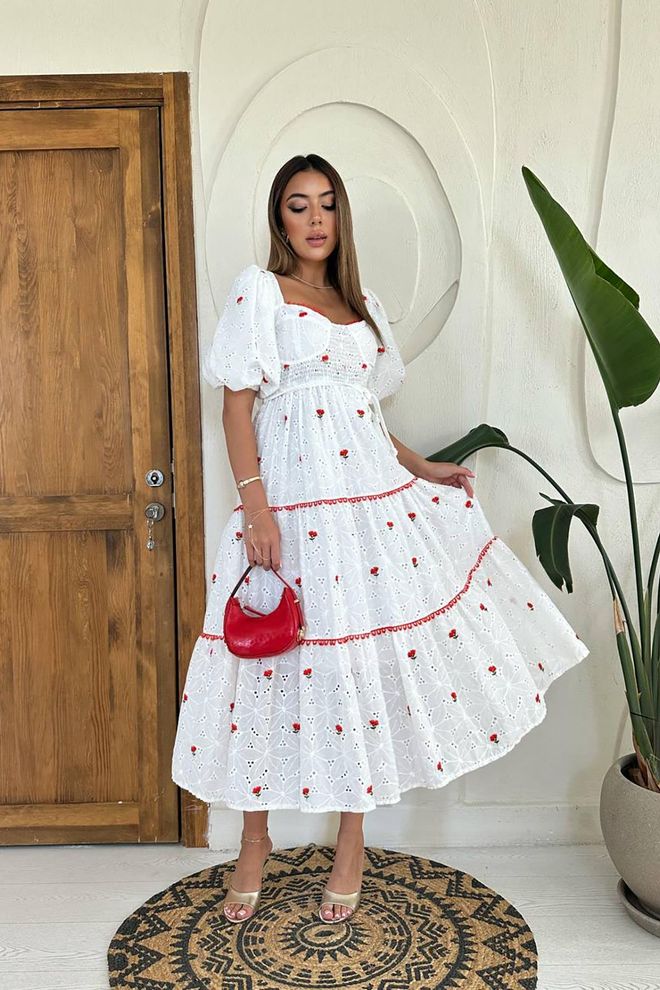 L&C فستان أبيض بتصميم فيت آند فلير وأكمام نفخة نصفية ملابس بالجملة لا يوجد قماش