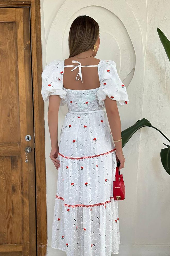 L&C فستان أبيض بتصميم فيت آند فلير وأكمام نفخة نصفية ملابس بالجملة رَسمِيّ