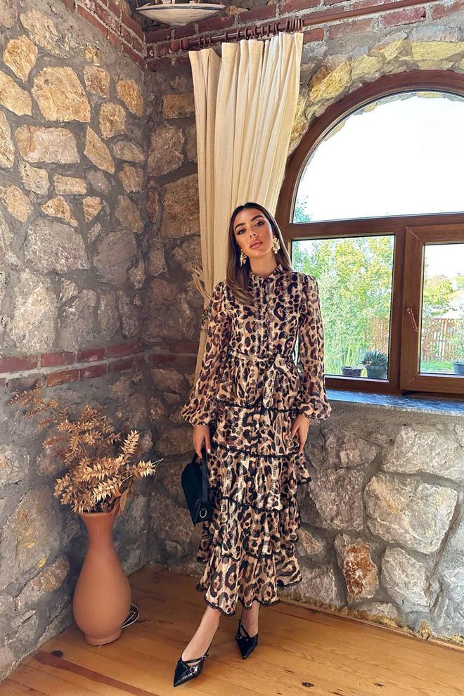 Elisa Vente En Gros De Robe Longue Rayée À Volants Léopard Vêtements en gros Formel