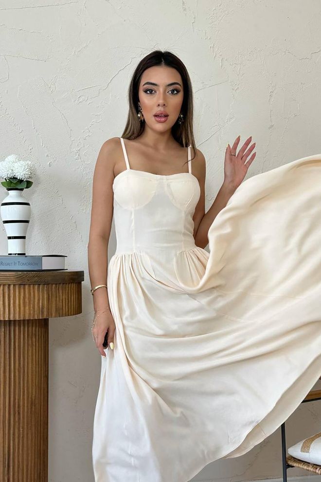 L&C Elegancka Beżowa Sukienka Fit And Flare Hurtowa sprzedaż odzieży 1