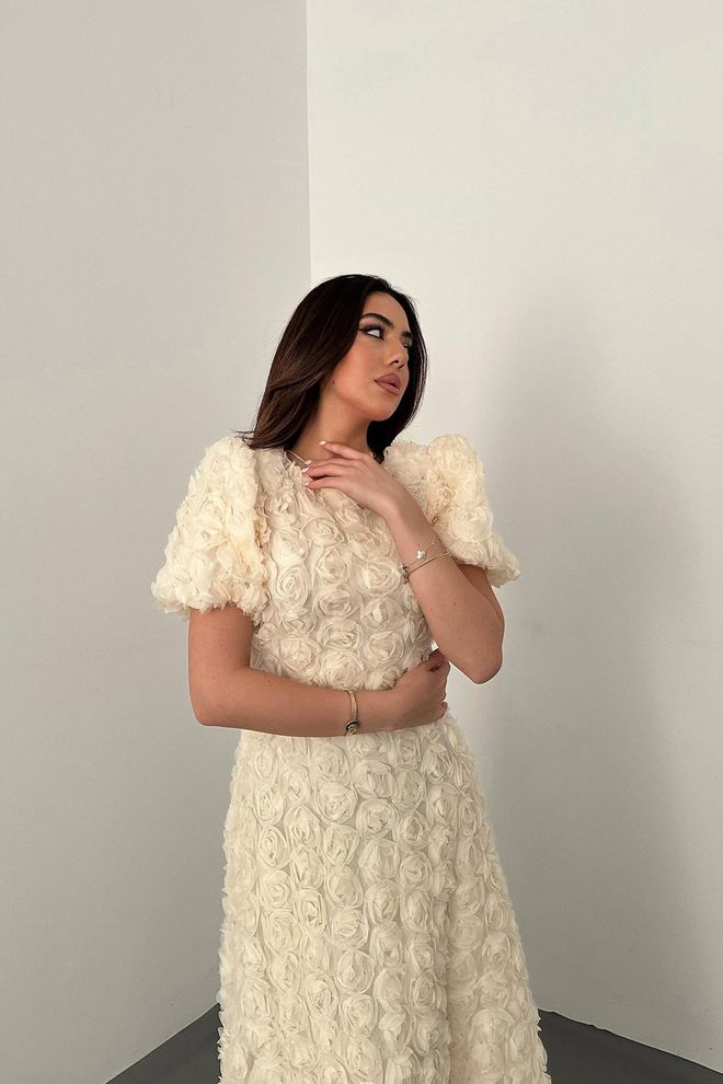 Elisa Béžové Elegantné Áčkové Šaty S Kvetinovým Vzorom Veľkoobchod s oblečením Koktail