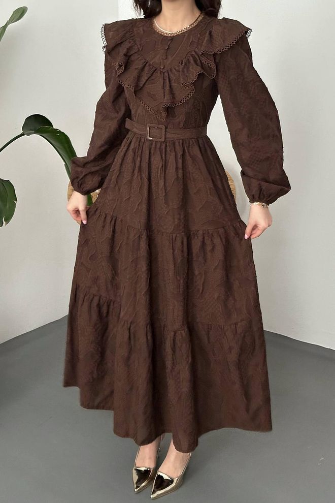 Elisa Bruine Elegante Pasvorm En Flare Jurk Groothandel Kleding Lente