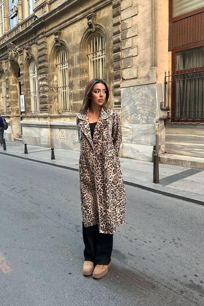 Elisa Front And Back Cape Coat Leopard Wholesale Clothing 2