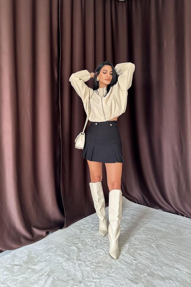 Elisa Sagos Detalus Klostuotas Sijonas – Juodas Didmeninė prekyba drabužiais Išleistuvės