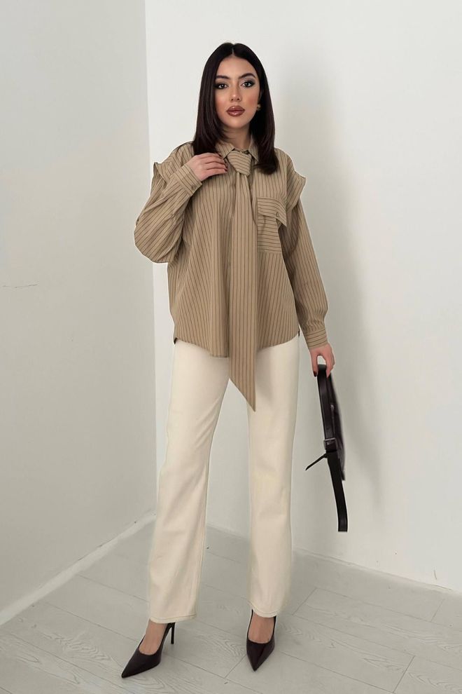 Elisa قميص الكاكي المخطط بمقاس كبير وياقة بولو ملابس بالجملة ربيع