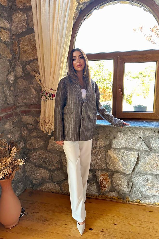 Elisa السترة بلوزر مفردة الصدر بني ملابس بالجملة غير رسمي