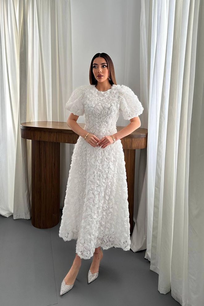 slim fit dress slacks Petal and Pup Women's Annette Puff Sleeve Shirred Midi Dress main image 0