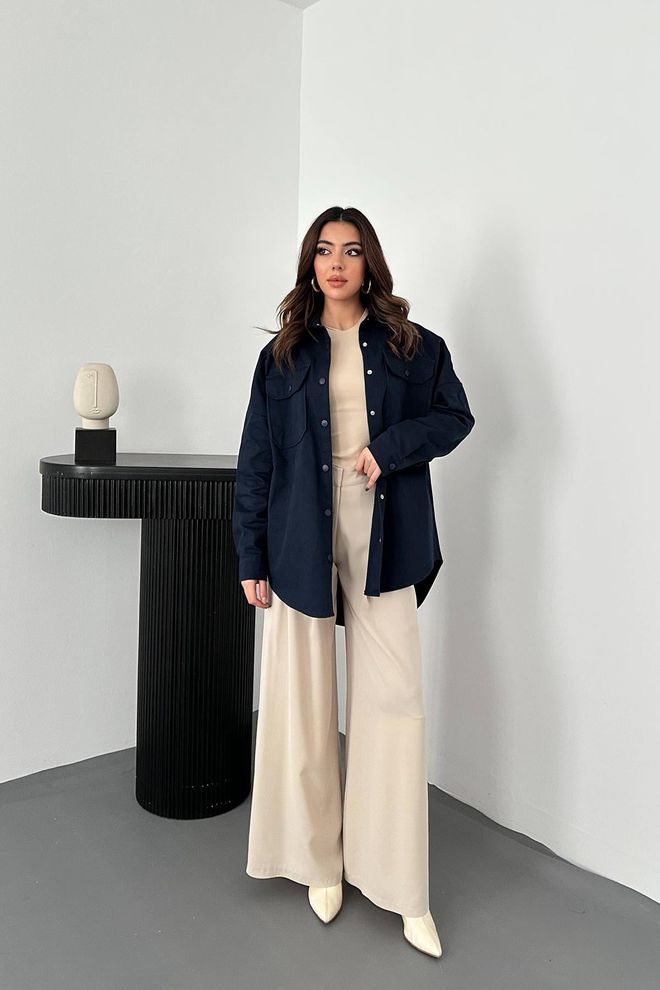 Elisa Mornarsko Plava Ležerna Predimenzionirana Majica Veleprodaja odjeće Lounge