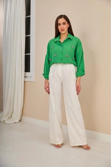 A wholesale clothing model wears  Stone Embroidered Shirt - Green
, Turkish wholesale Shirt of Elisa