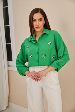 A wholesale clothing model wears ELS10185 - Stone Embroidered Shirt - Green, Turkish wholesale Shirt of Elisa