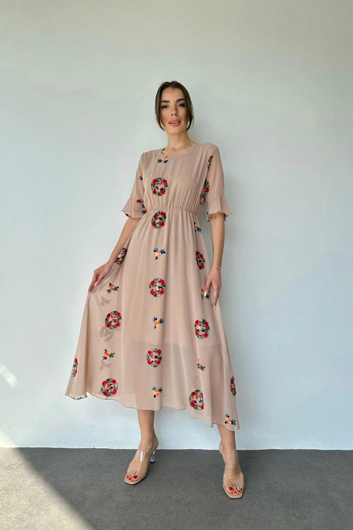 A wholesale clothing model wears ELS10220 - Embroidered Chiffon Dress - Mink, Turkish wholesale Dress of Elisa