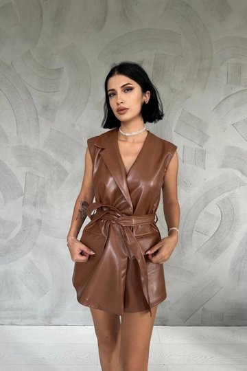 A wholesale clothing model wears  Single Shawl Collar Vest - Brown
, Turkish wholesale Vest of Elisa
