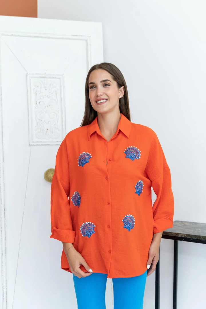 A wholesale clothing model wears els11256-seashell-patterned-shirt-orange, Turkish wholesale Tunic of Elisa