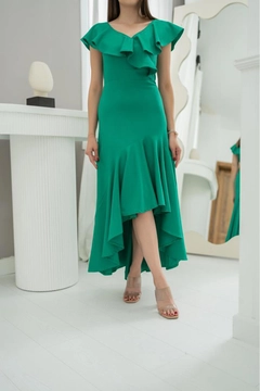A wholesale clothing model wears els11260-flounce-asymmetrical-dress-green, Turkish wholesale Dress of Elisa
