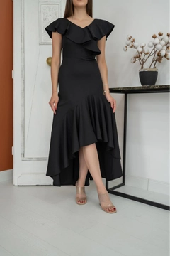 A wholesale clothing model wears els11273-flounce-asymmetrical-dress-black, Turkish wholesale Dress of Elisa