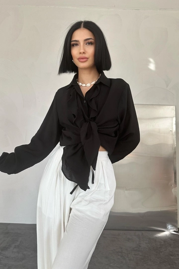 A wholesale clothing model wears  Cruz Lace-Up Front Gathered Shirt - Black
, Turkish wholesale Tunic of Elisa