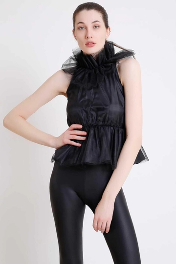 A wholesale clothing model wears  Tulle Blouse - Black
, Turkish wholesale Blouse of Elisa