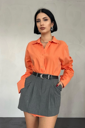 A wholesale clothing model wears  Poplin Shirt - Orange
, Turkish wholesale Tunic of Elisa