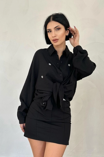 A wholesale clothing model wears  Stone Embroidered Shirt - Black
, Turkish wholesale Tunic of Elisa