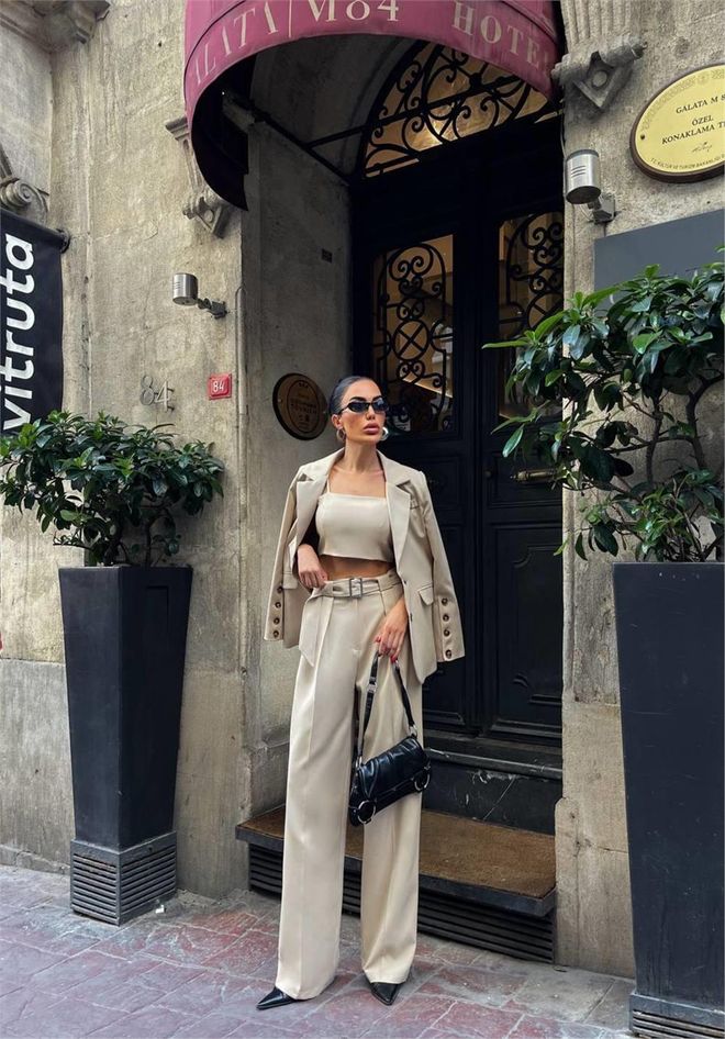 Ello بدلة ثلاث قطع مع جاكيت بليزر بيج ملابس بالجملة رائع