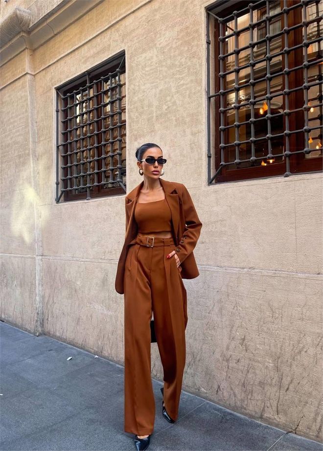 Ello بدلة ثلاث قطع مع جاكيت بليزر بني ملابس بالجملة رَسمِيّ