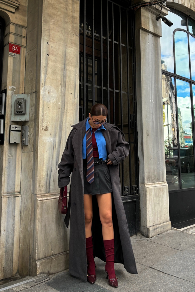 ESPADA Szary Elegancki Owijany Długi Płaszcz Oversize Z Wyciętym Kołnierzem Hurtowa sprzedaż odzieży Zima